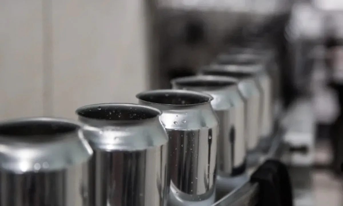 Quality control review for industrial packaging